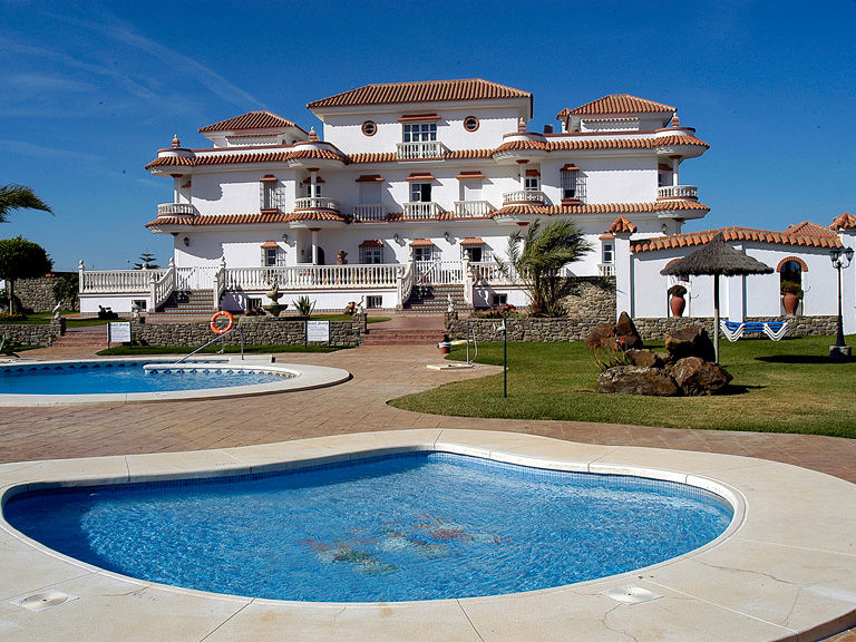 Diufain Hotel 3*